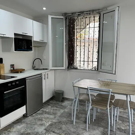 아파트 Studio Le Plessis